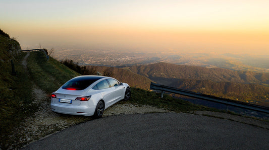 Tesla Model 3 : quelle est sa capacité de remorquage au Canada ?