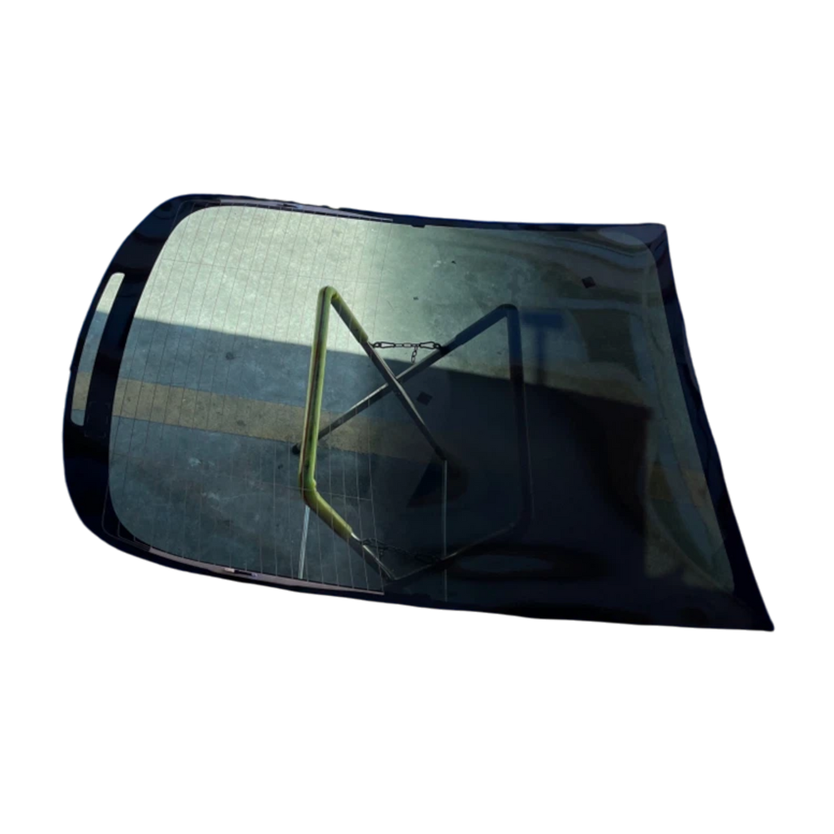 TESLA MODEL Y WINDSHIELD  - LEFT HAND DRIVE - INFRARED ACOUSTIC - NO TEMPERATURE AND HUMIDITY SENSOR - NEW ORIGINAL - PART NUMBER : 1533237-00-C