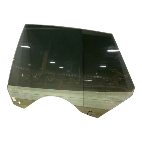 TESLA MODEL S  MOVING SIDE GLASS - REAR DOOR - LEFT HAND - LAMINATED 1588355-00-C