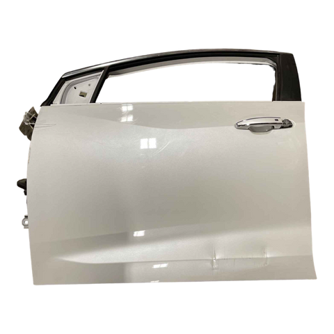CHEVROLET VOLT GEN 2 FRONT DRIVER SIDE DOOR 84025420