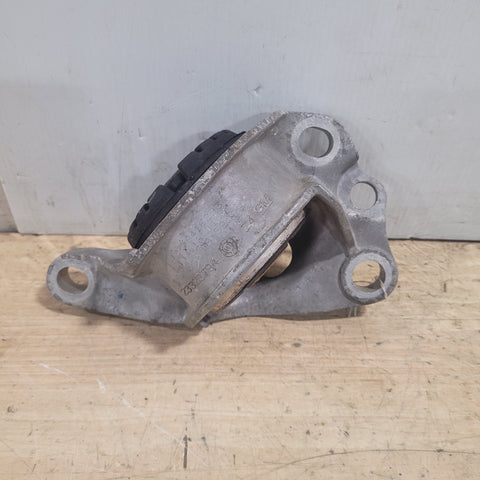 ENSEMBLE DE GARDE-BOUE TESLA MODEL 3, DROIT 1081400-E0-D