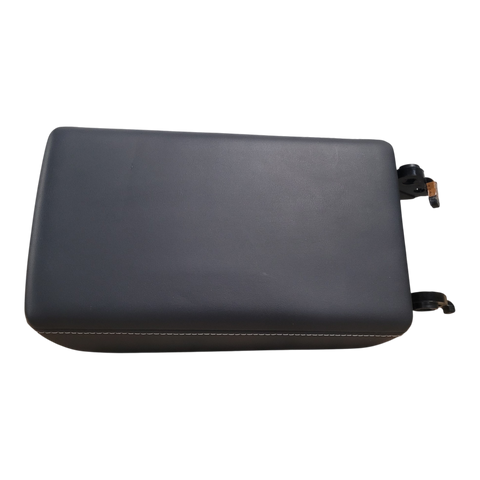 TESLA MODEL 3 ARMREST 1582886-00-C