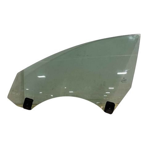 TESLA MODEL 3  MOVING SIDE GLASS - FRONT DOOR - LEFT HAND - LAMINATED - NA 1568570-00-C
