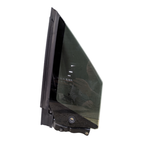 TESLA MODEL X FRONT QUARTER GLASS ASSEMBLY WITH SEAL - RIGHT HAND 1108158-00-D