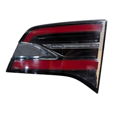 Feu arrière de hayon droit pour Tesla Model X, référence SAE 1034337-00-B