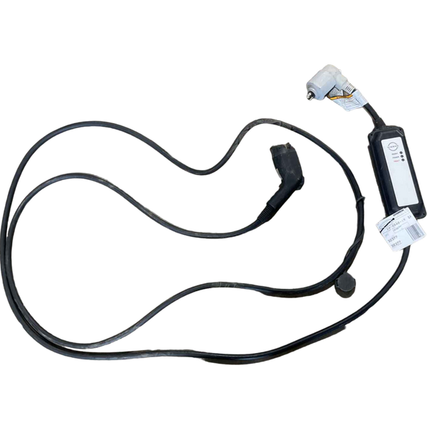NISSAN LEAF PORTABLE CHARGE CABLE (120V/240V EVSE) 29690-5SA0B