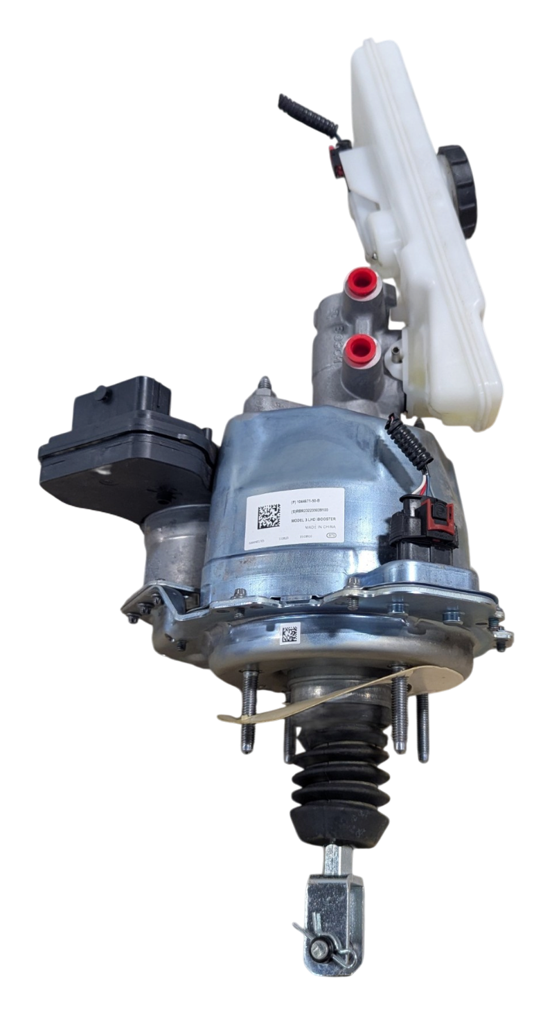 TESLA MODEL 3 BRAKE BOOSTER AND MASTER CYL ASSY,LHD,EU 2017-2023 - USED - OEM PART NUMBER : 1044671-50-B