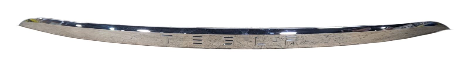 TESLA MODEL X ASY, LIFTGATE APPLIQUE 2015-2021 - USED - OEM PART NUMBER : 1035369-00-D
