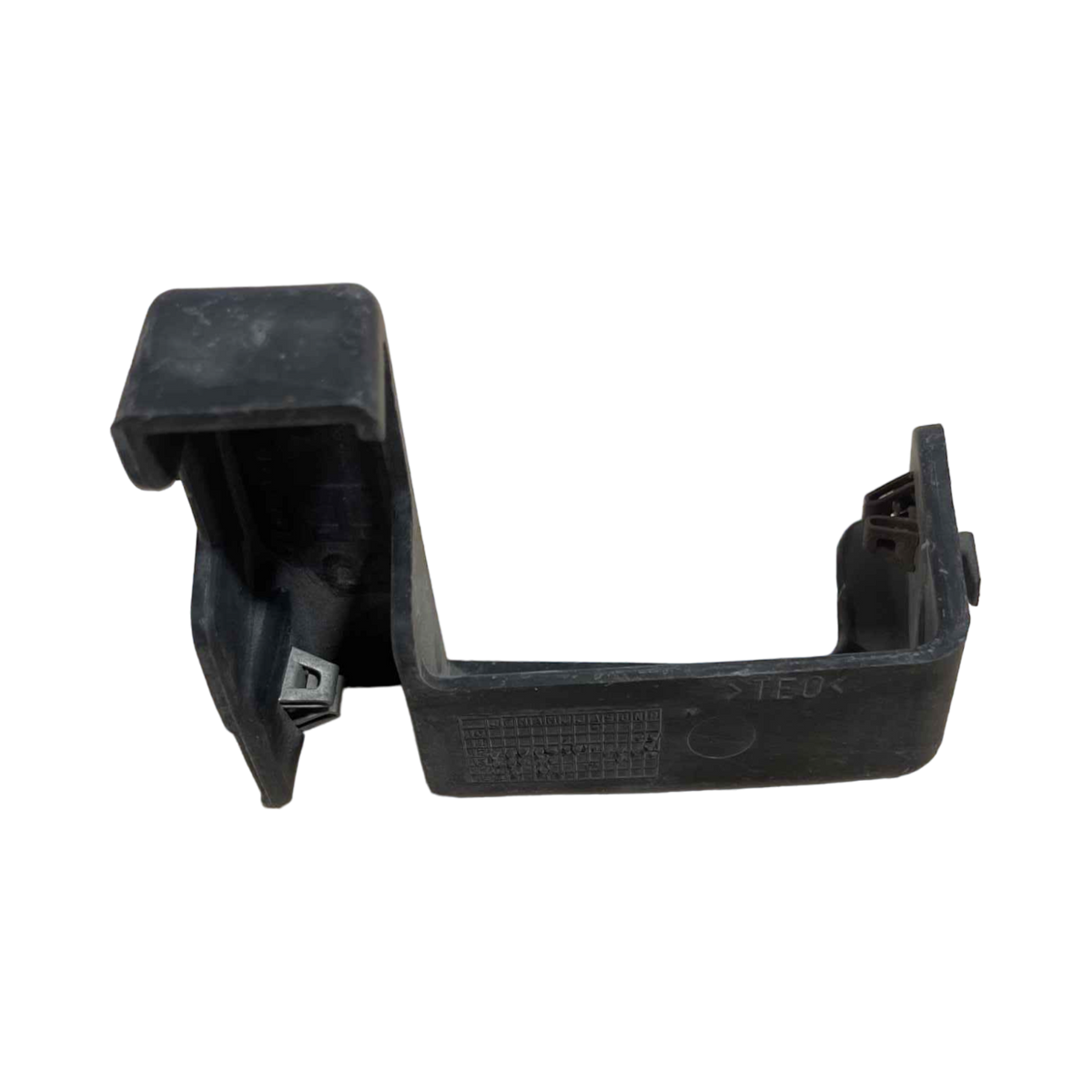 CHEVROLET VOLT GEN 1 BRACKET, FRONT BUMPER FASCIA 25975481