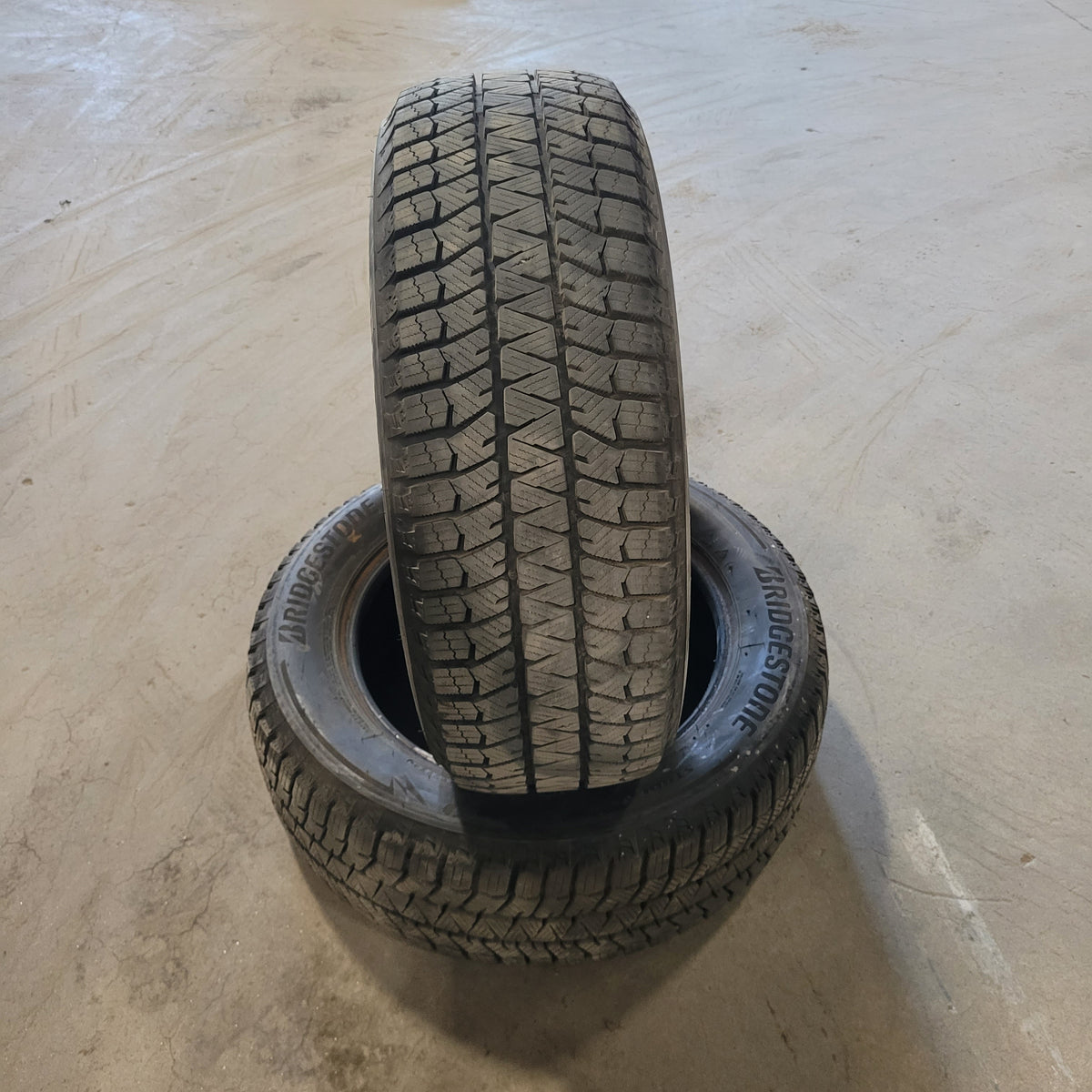 Pneus usagés  205/60R16 Bridgestone