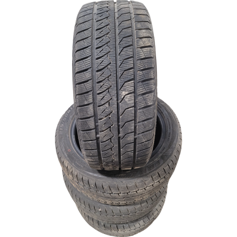 Pneus usagés  215/50R17 Farroad FRD79