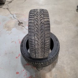 Pneus usagés  235/45R18 Royal Stud