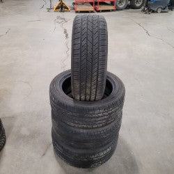 Used tire 215/50R17 Toyo Extensa