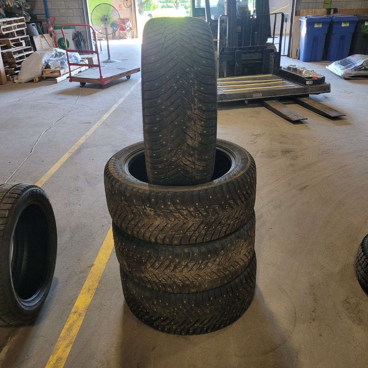 Pneus usagés  275/45R20 Hakkapeliitta 10