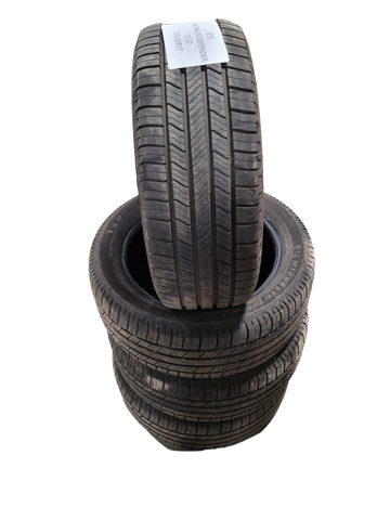 Used tire 215/50R17  Michelin Defender