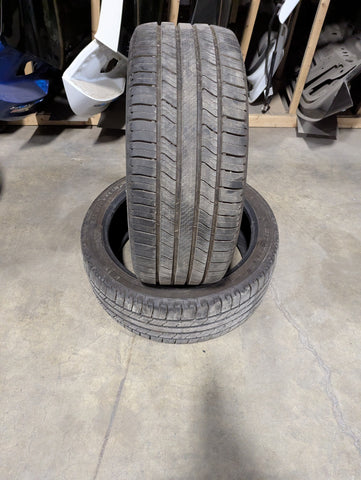 Used tire 235/40R19 Michelin Defender