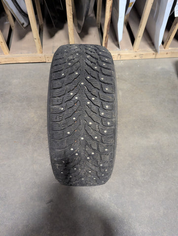 Used tire 215/50R17 Nokian Hakkapeliitta