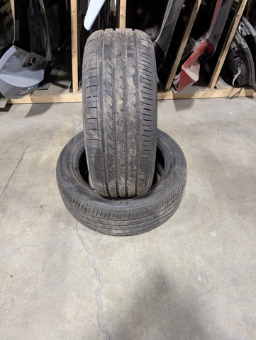 Used tire 215/50R17 Zeta Alventi