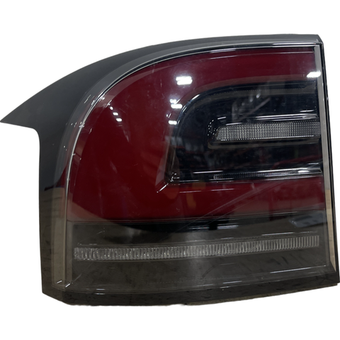 TESLA MODEL XTAIL LAMP ASSEMBLY REAR BODYSIDE LEFT HAND 1565496-00-C