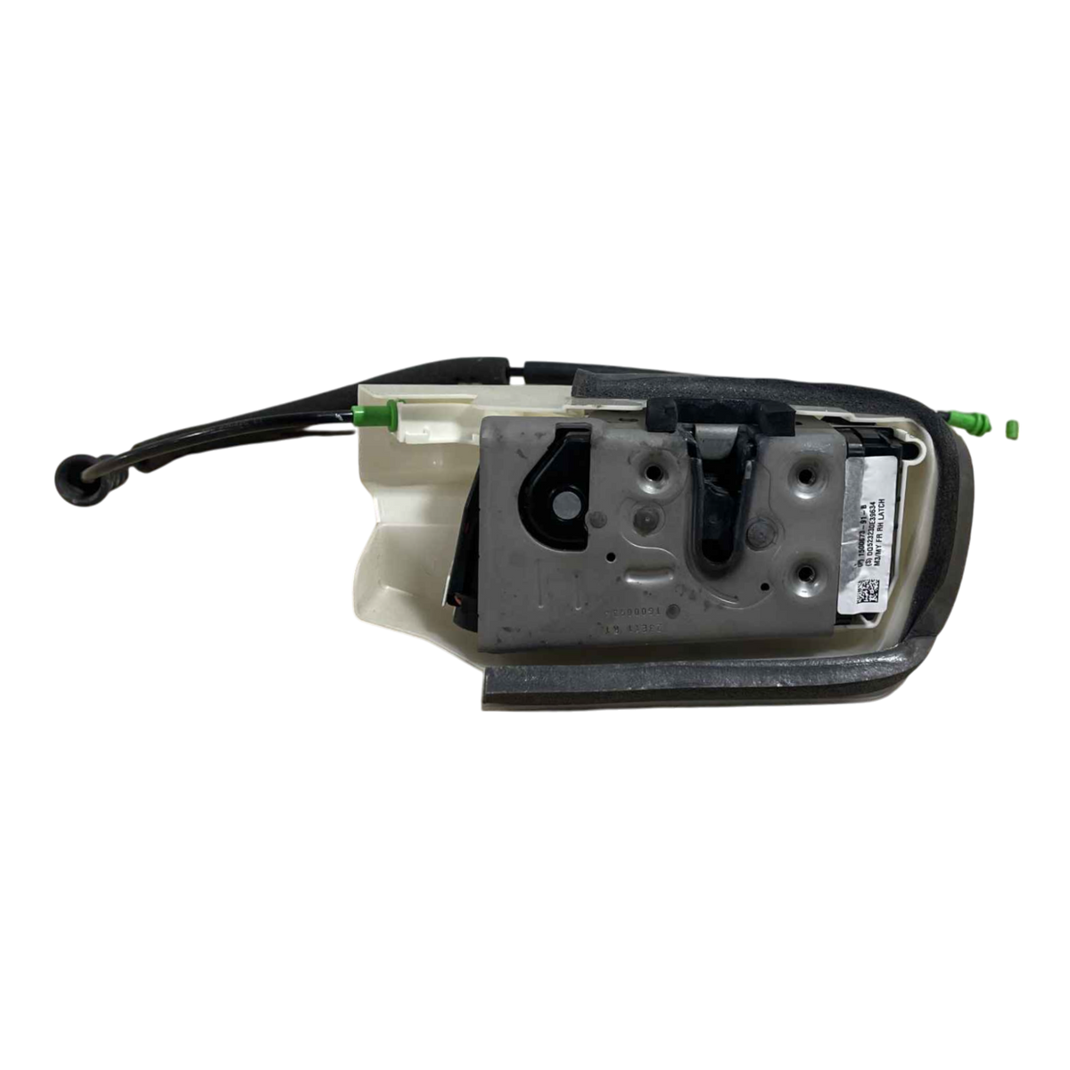 TESLA MODEL 3  DOOR LATCH - FRONT - RIGHT - GL1 - CHINA 1500673-91-B