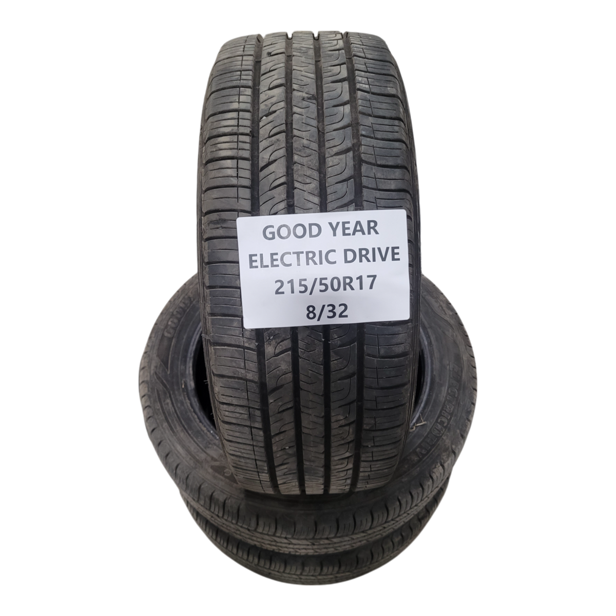 Used tire 215/50R17 Good year electric drive