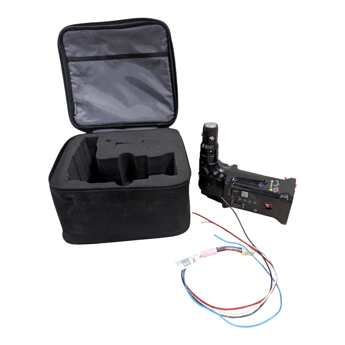 ADAPTATEUR D'ATTELAGE TESLA MODEL X - NA 1027582-00-A