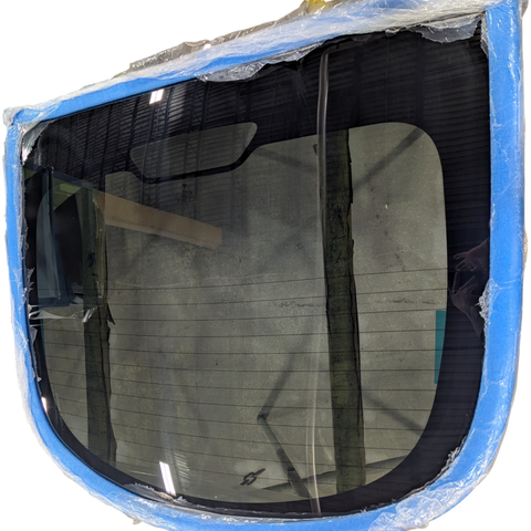 TESLA MODEL 3 BACKLITE GLASS ASSEMBLY - HORIZONTAL GRID,NO ANTENNA - AFTERMARKET - OEM PART NUMBER : 1472925-00-E