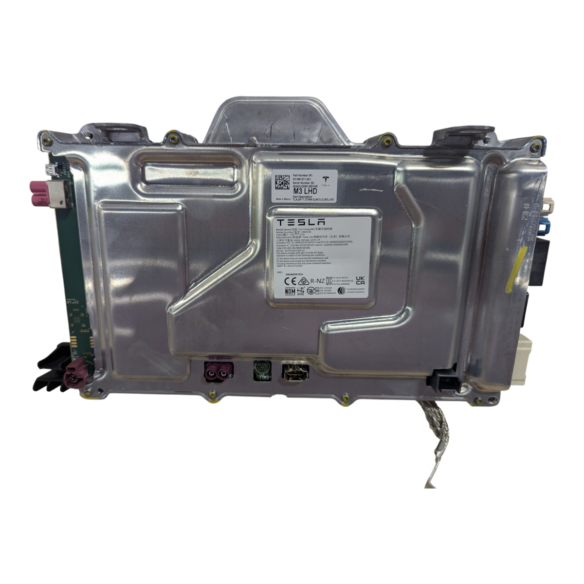 TESLA MODEL 3  SERVICE CAR COMPUTER - LEFT HAND DRIVE - FUSED - HARDWARE AND GCL 1681271-00-I